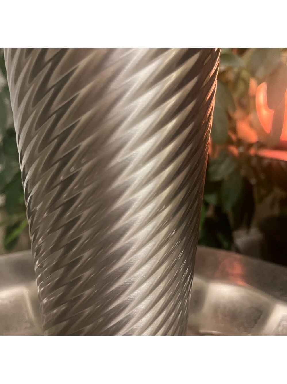 STARBUCKS SILVER SWIRLED STAINLESS STEEL TUMBLER 24OZ - Picture 2 of 4